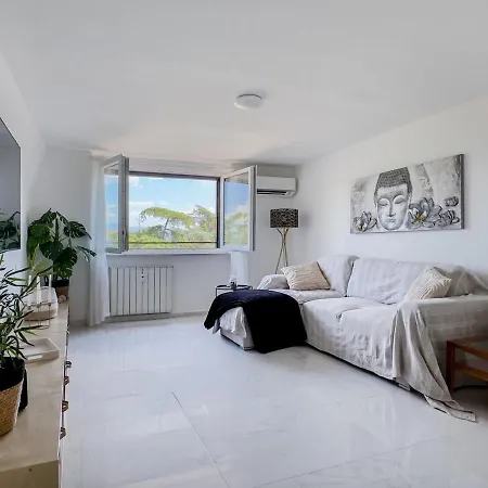 Eur Mostacciano Vista Panoramica דירה *